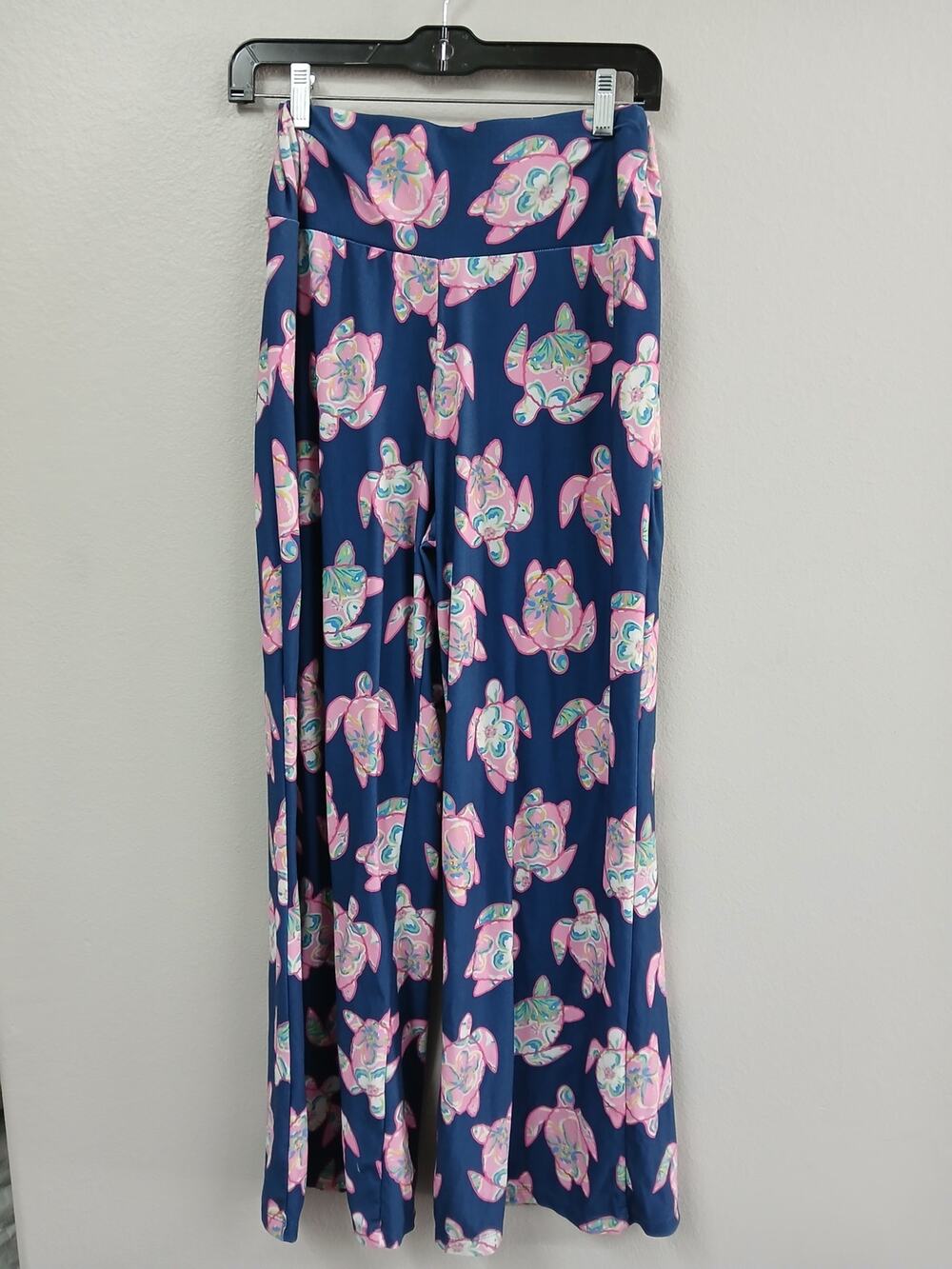 Simply Southern Turtle Lounge Pants size Small/medium